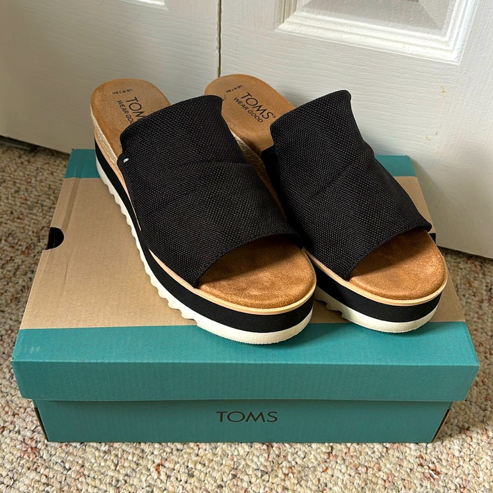 TOMS Diana Mule Sandal (7.5 W)